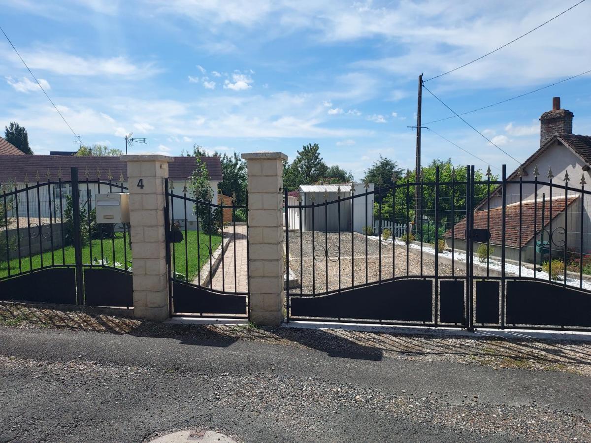 Le Chalet De Vaucroix Villiers-sur-Loir Buitenkant foto